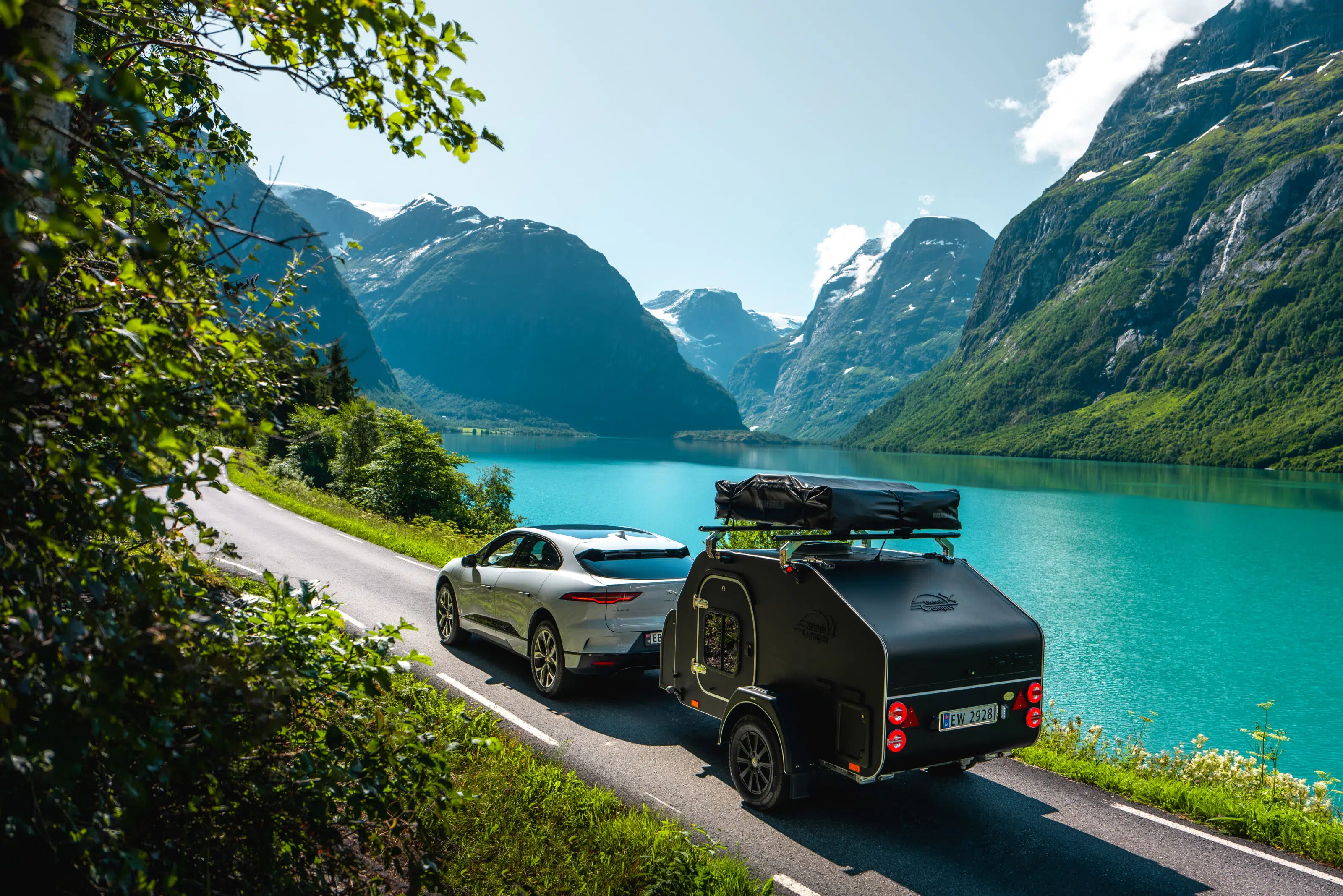Elbilsalget har flatet ut, men elektrisk er fortsatt på topp
